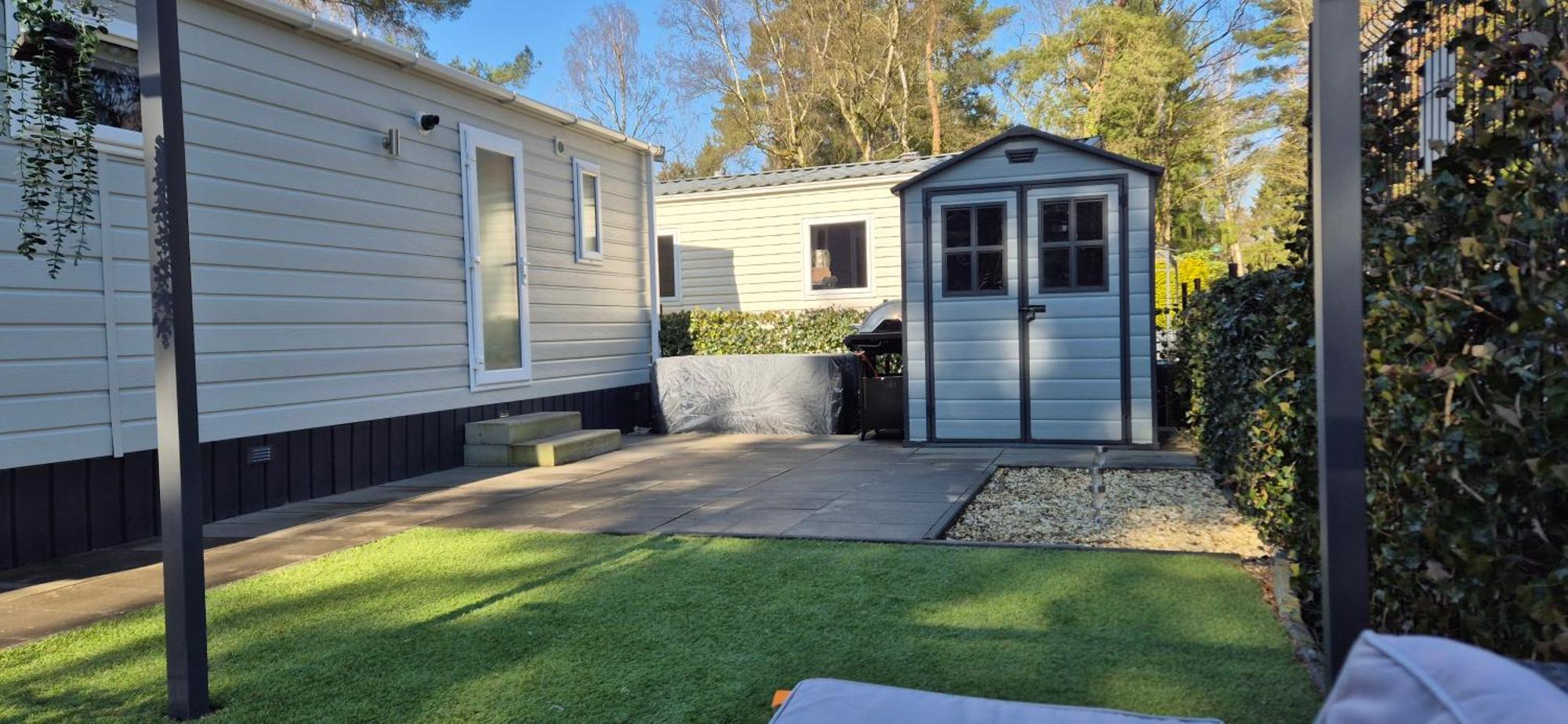 Het Veluwse Boshuisje Knus Chalet Met Omheinde Tuin Op De Veluwe Hoenderloo Exteriér fotografie