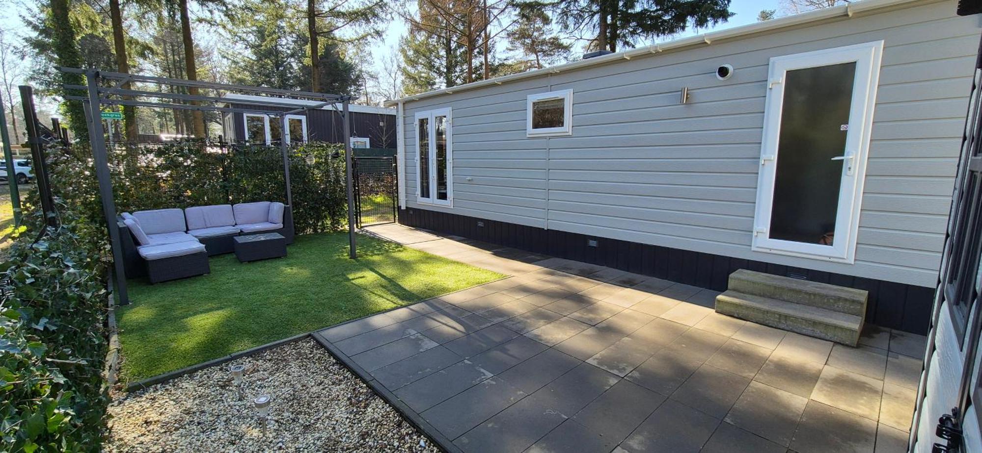 Het Veluwse Boshuisje Knus Chalet Met Omheinde Tuin Op De Veluwe Hoenderloo Exteriér fotografie